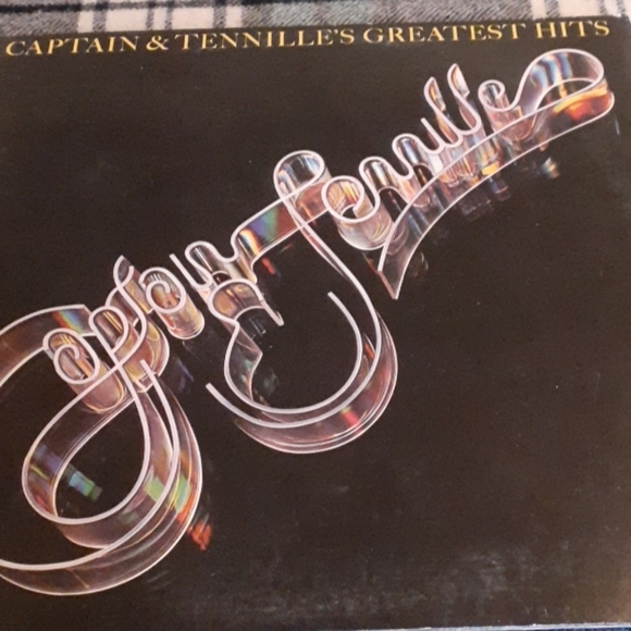 Barry Manilow albums (4 albums total) - Picture 3 of 4